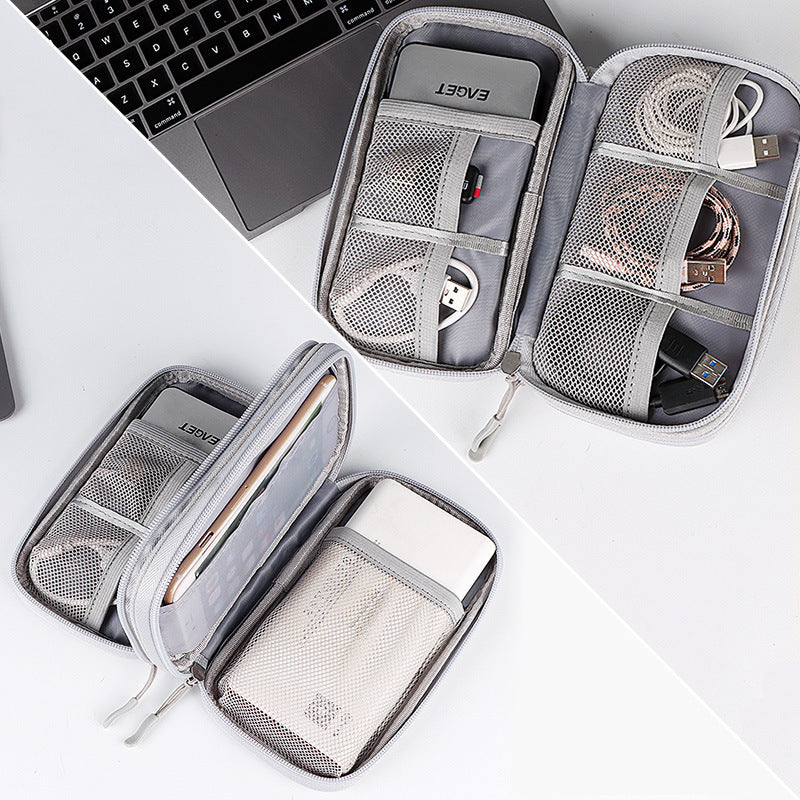 Organizador de cables en uso